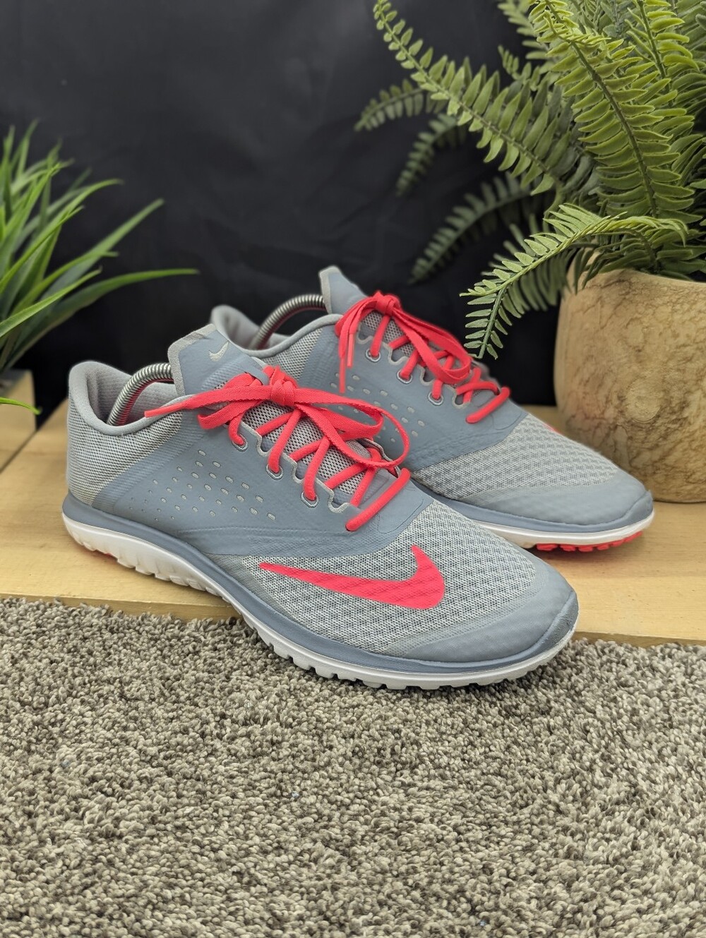 Nike FS Lite Run 2 Women's Size 11 Casual Comfort Gym Workout